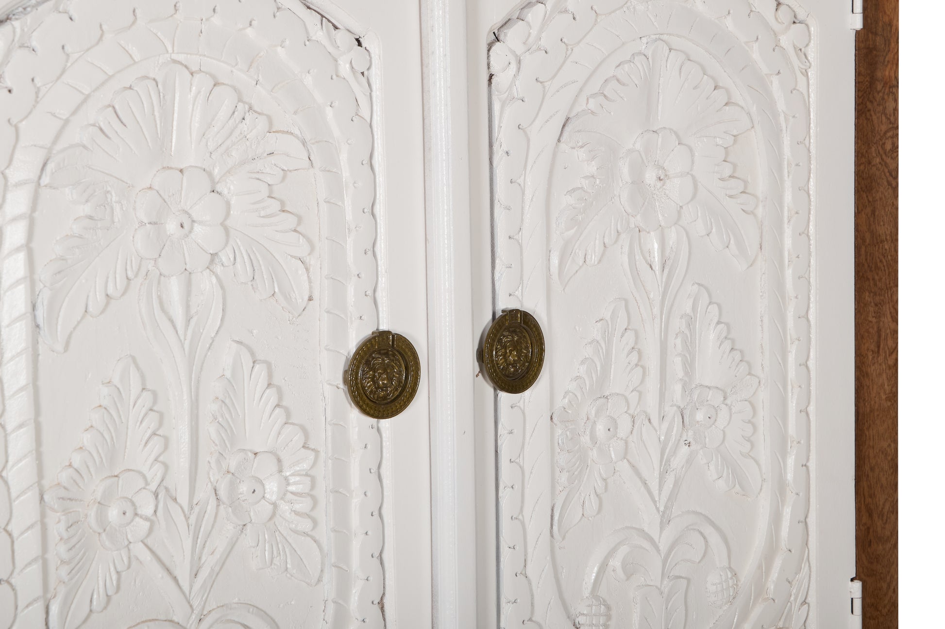 Caspian Hand Carved Almirah