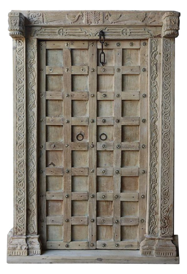 Bella Vintage Wooden Door