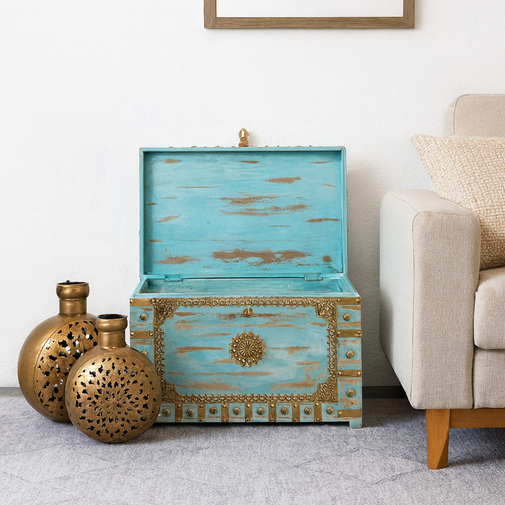 Jared Brass Fitted Trunk