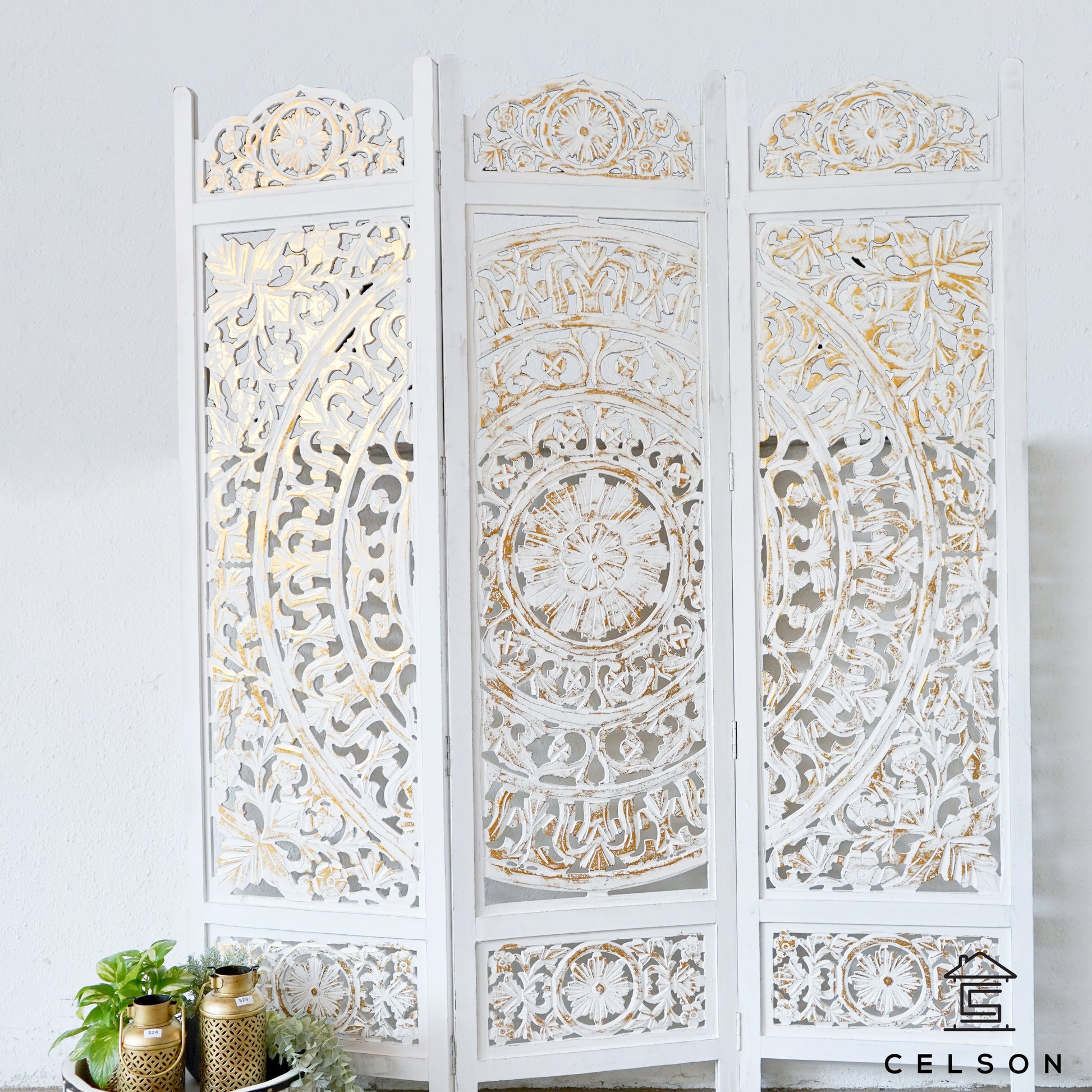 Yenfer Carved Room Divider