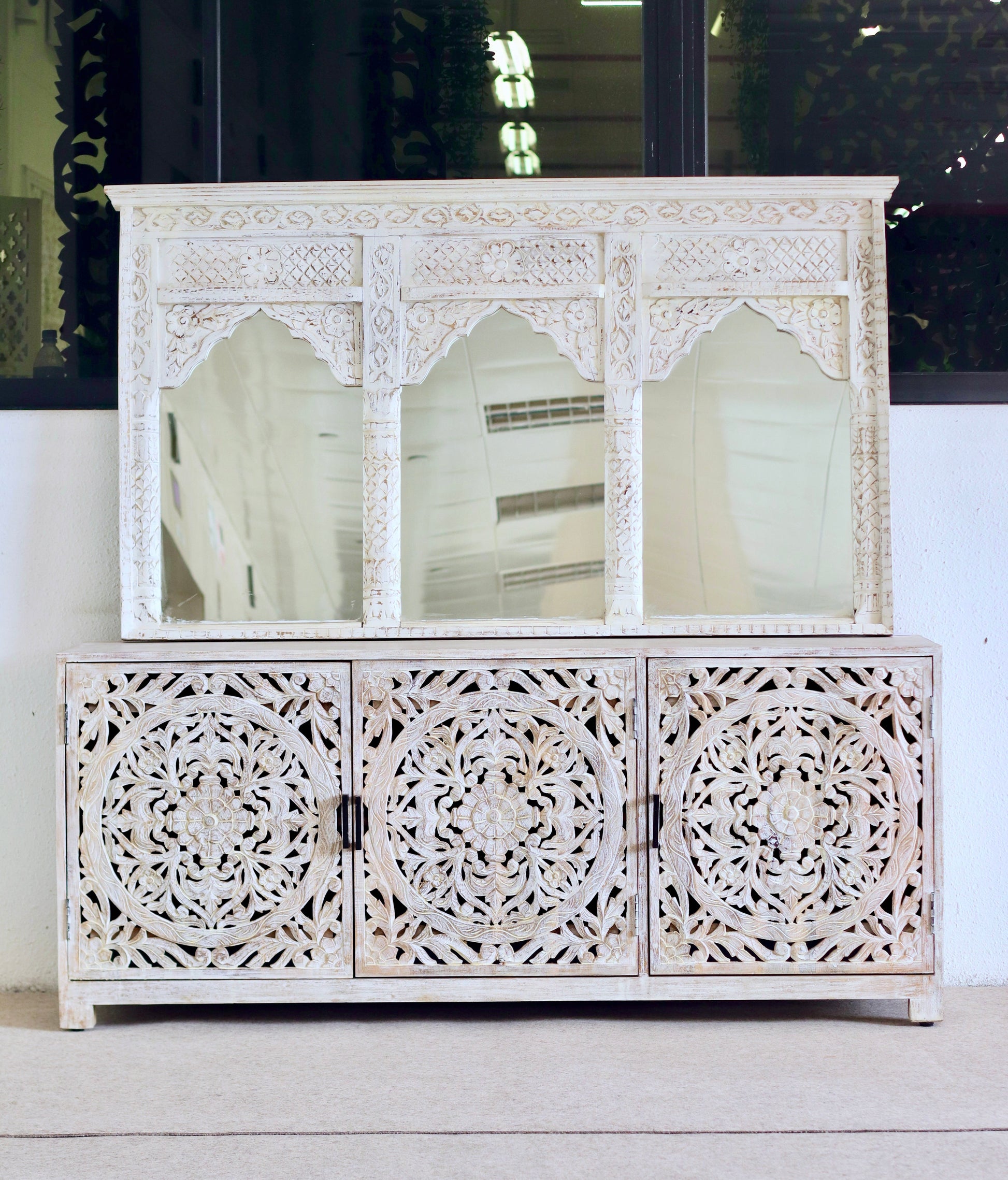 Dimsy Wooden Carved Mirror