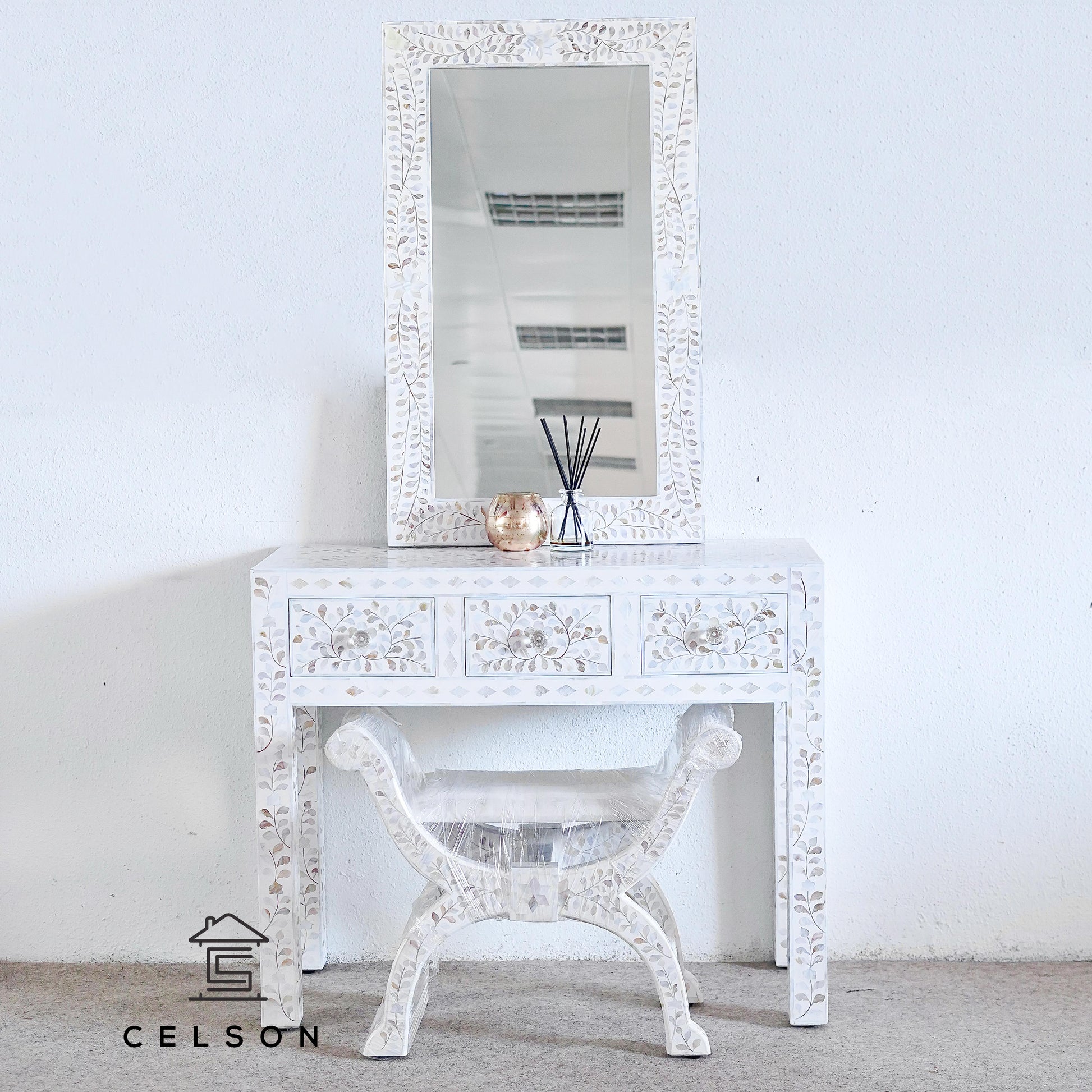 Evin Mother of Pearl Inlay Vanity