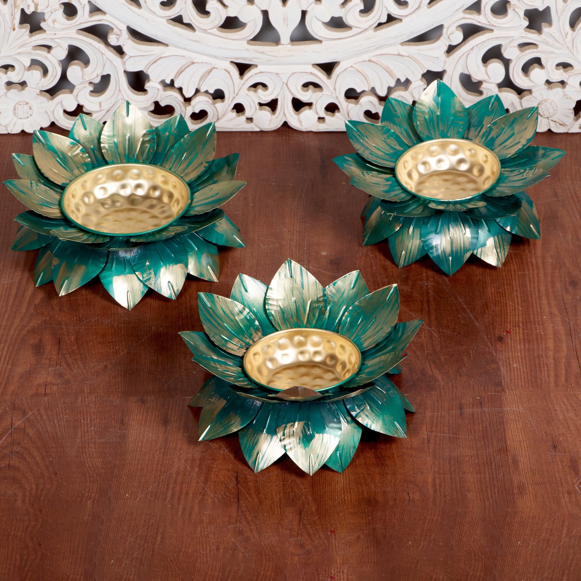 Green Lotus Urli Set Of 3