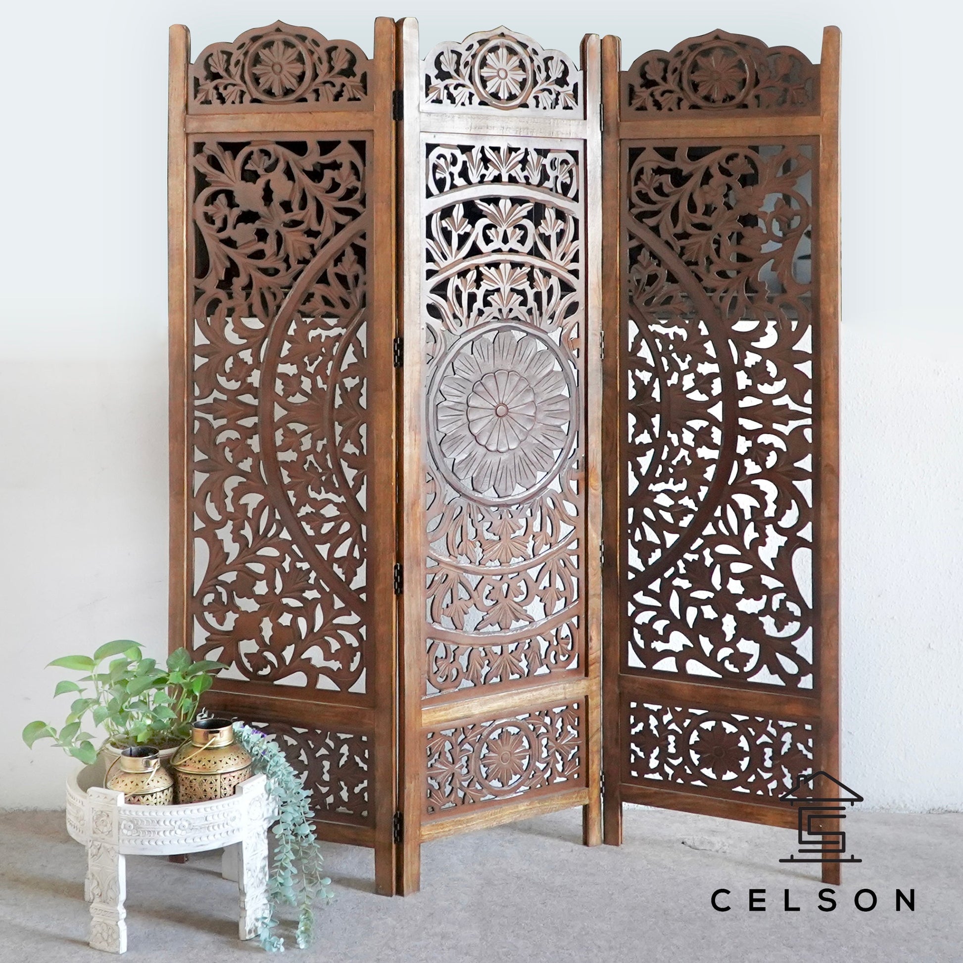 Yenfer Carved Room Divider