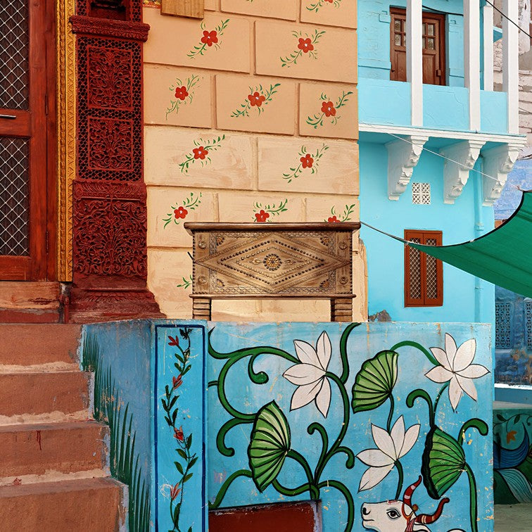 Rabia Wooden Trunk