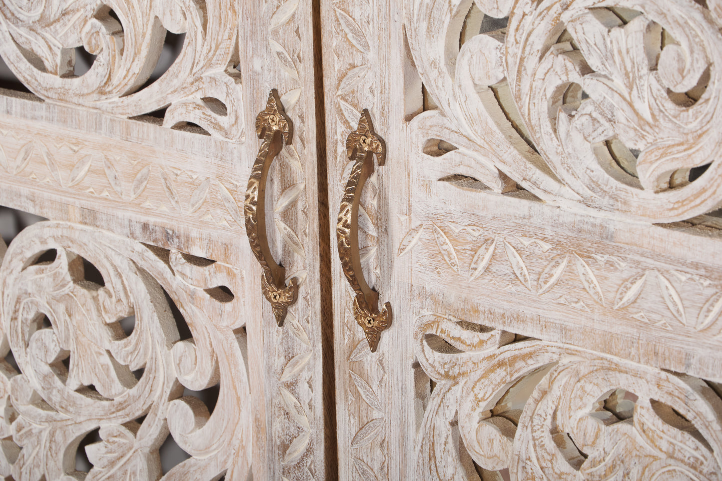 Freddie Carved Door