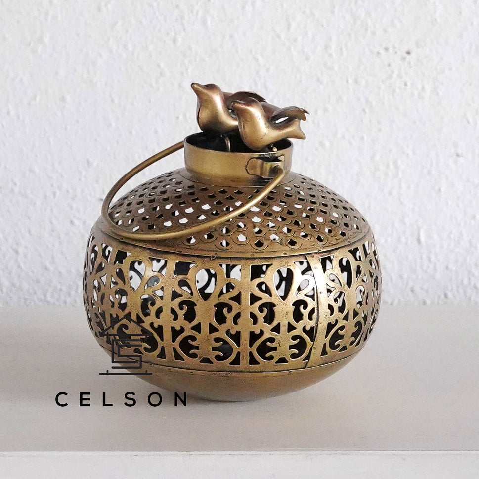 Kia Antique Brass Lantern