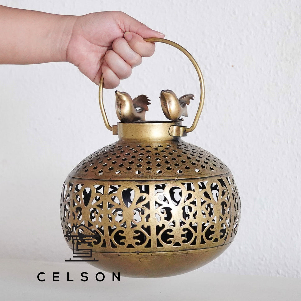 Kia Antique Brass Lantern