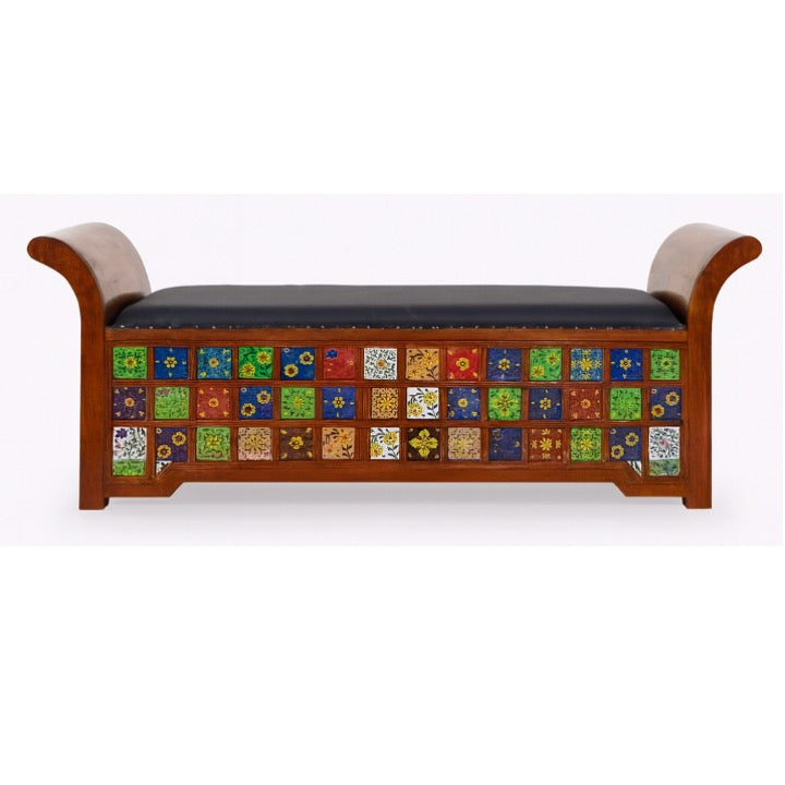 Jude Hand Carved Seate